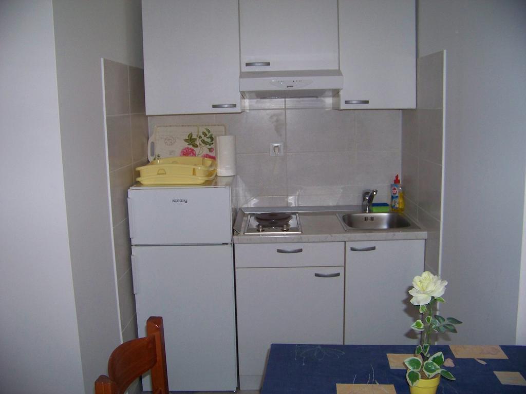 Apartments Bozikovic Podstrana Oda fotoğraf